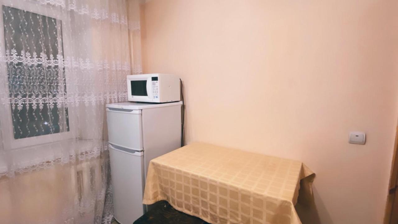 2 Комн Квартира На Новой Площади Almaty Exterior photo